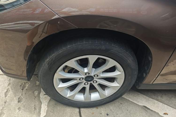 Used Haval H2 2017 Red-Label 1.5T Automatic Two-Wheel Drive Luxury Model Left Front Wheel Hub