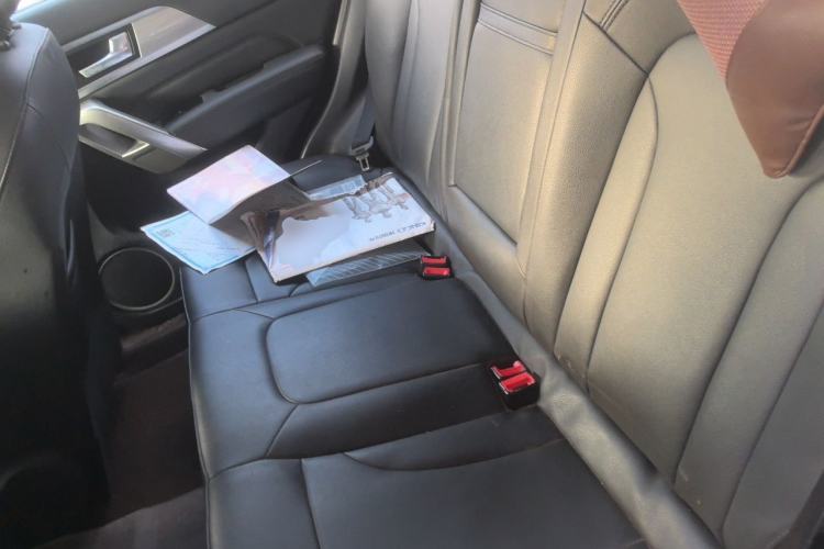 Used Haval H2 2017 Red-Label 1.5T Manual Two-Wheel Drive Luxury Model Left Rear Seat