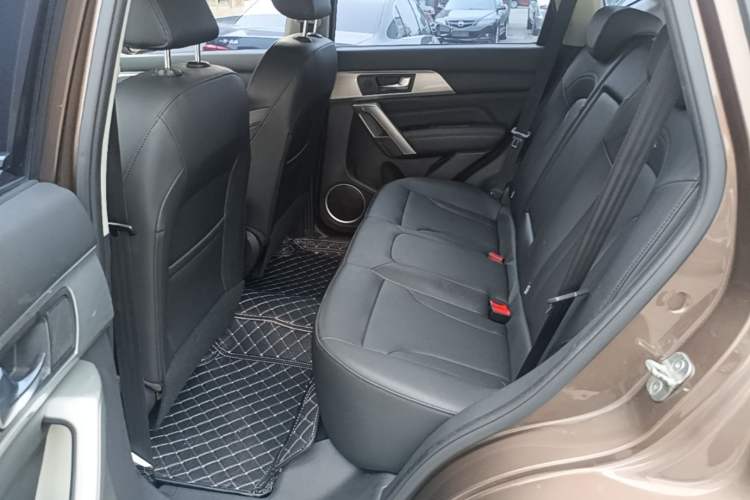 Used Haval H2 2017 Blue Label 1.5T Automatic Two-Wheel Drive Luxury Model Left Rear Seat