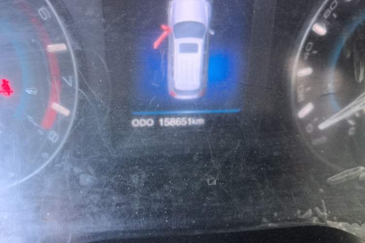 Used Haval H2 2017 Red-Label 1.5T Manual Two-Wheel-Drive Elite Model Odometer Close Up