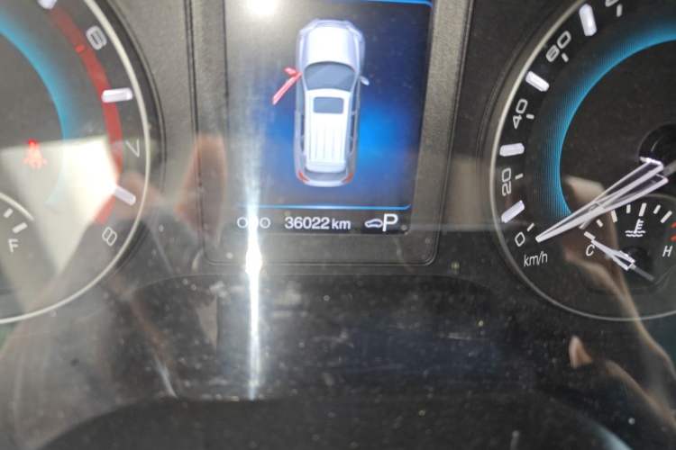Used Haval H2 2017 Red-Label 1.5T Automatic Two-Wheel Drive Elite Model Odometer Close Up