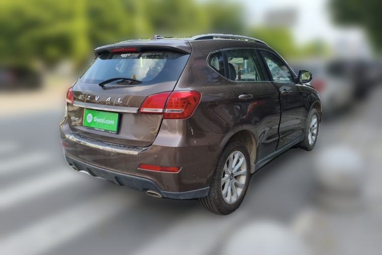 Used Haval H2 2017 Red-Label 1.5T Manual Two-Wheel-Drive Elite Model Rear Right 45 Deg