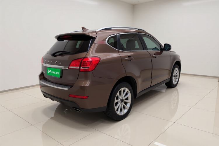 Used Haval H2 2017 Red-Label 1.5T Manual Two-Wheel Drive Luxury Model Rear Right 45 Deg