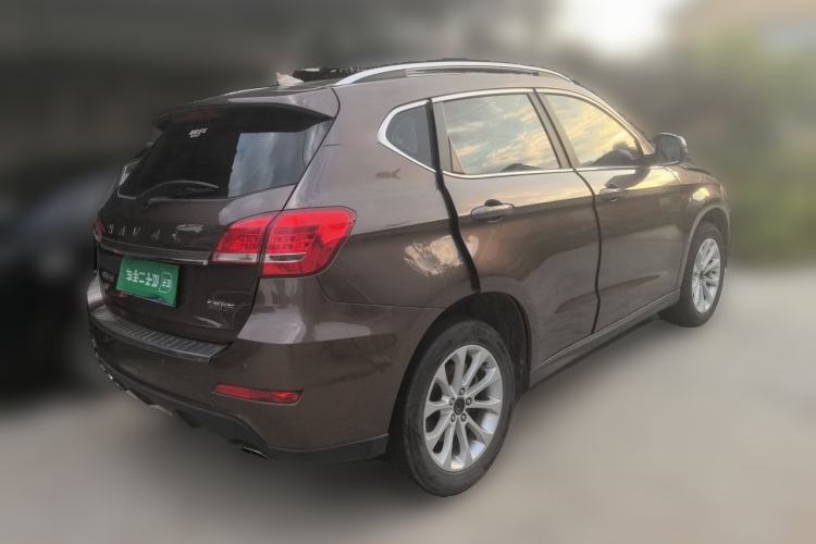 Used Haval H2 2017 Red-Label 1.5T Manual Two-Wheel Drive Luxury Model Rear Right 45 Deg