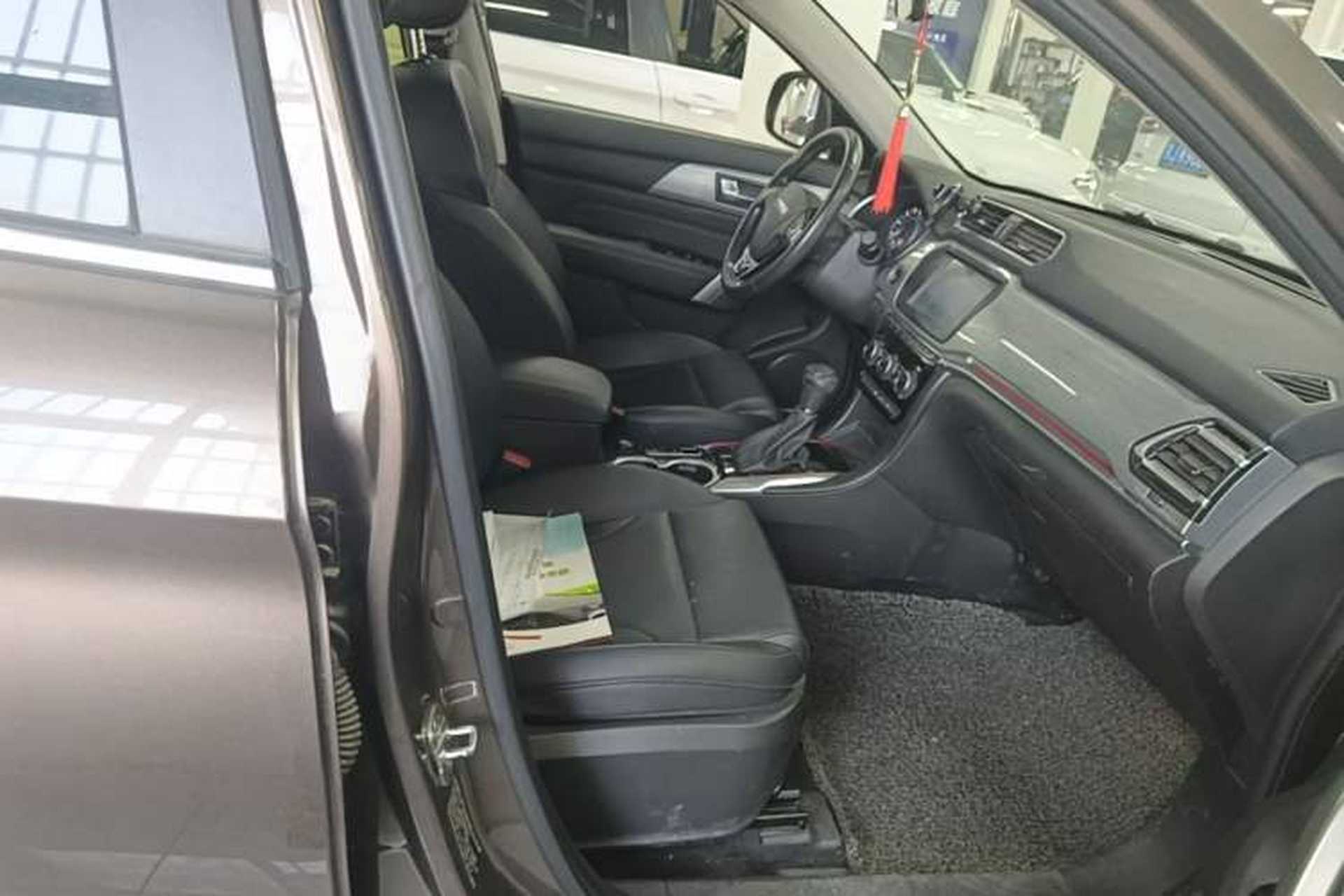 Used Haval H2 2017 Blue Label 1.5T Automatic Two-Wheel Drive Luxury Model Right Front Seat