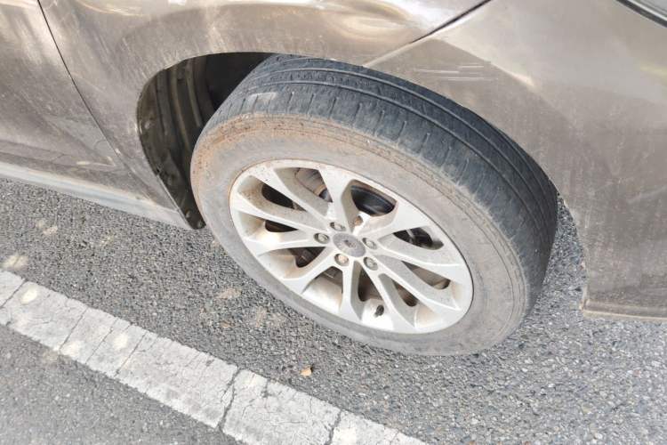 Used Haval H2 2017 Red-Label 1.5T Automatic Two-Wheel Drive Elite Model Right Front Wheel Hub