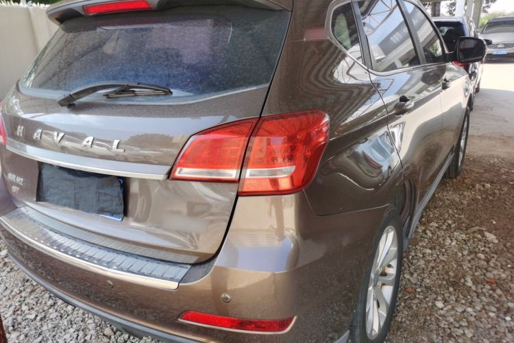 Used Haval H2 2017 Red-Label 1.5T Automatic Two-Wheel Drive Elite Model Right Rear Taillight
