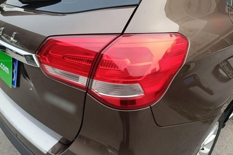 Used Haval H2 2017 Blue Label 1.5T Automatic Two-Wheel Drive Luxury Model Right Rear Taillight