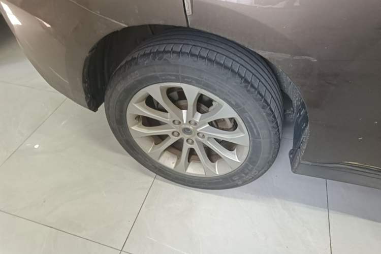 Used Haval H2 2017 Blue Label 1.5T Automatic Two-Wheel Drive Luxury Model Right Rear Wheel Hub
