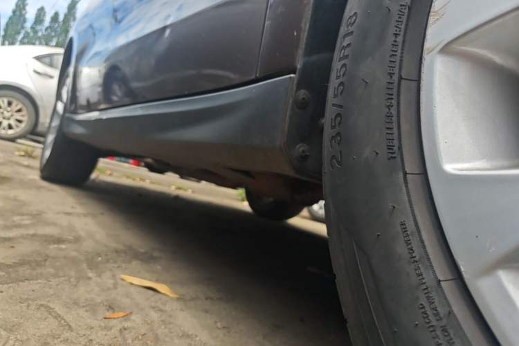 Used Haval H2 2017 Red-Label 1.5T Automatic Two-Wheel Drive Luxury Model Right Side Sill