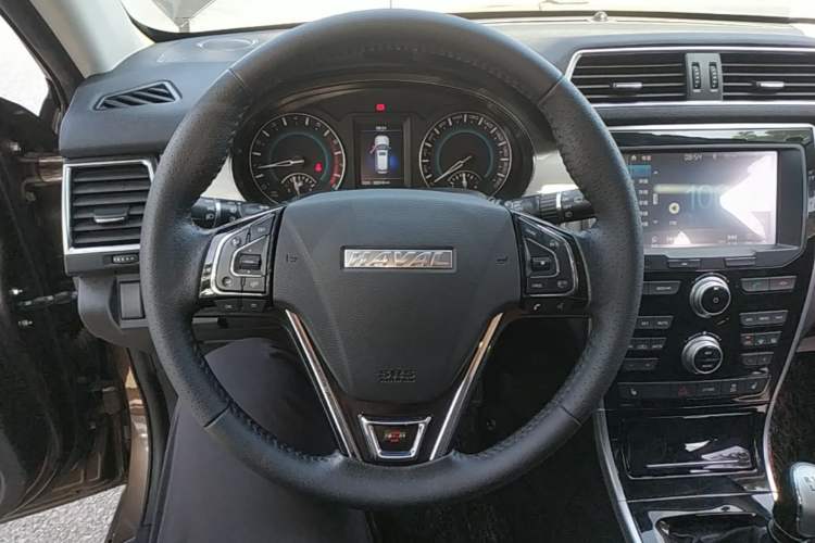 Used Haval H2 2017 Red-Label 1.5T Manual Two-Wheel Drive Luxury Model Steering Wheel