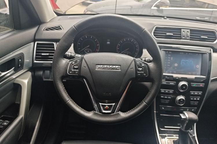 Used Haval H2 2017 Red-Label 1.5T Automatic Two-Wheel Drive Luxury Model Steering Wheel