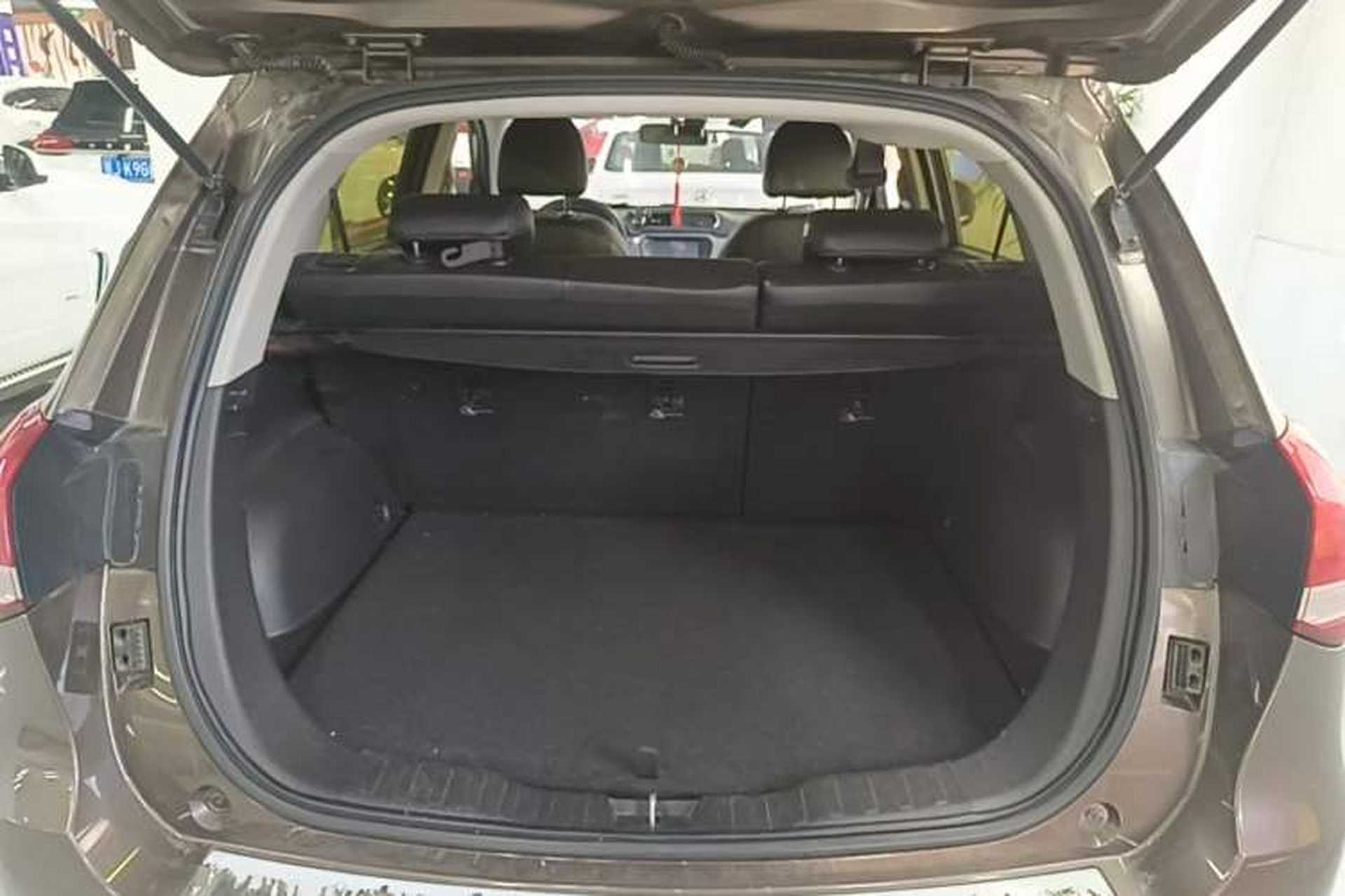 Used Haval H2 2017 Blue Label 1.5T Automatic Two-Wheel Drive Luxury Model Trunk