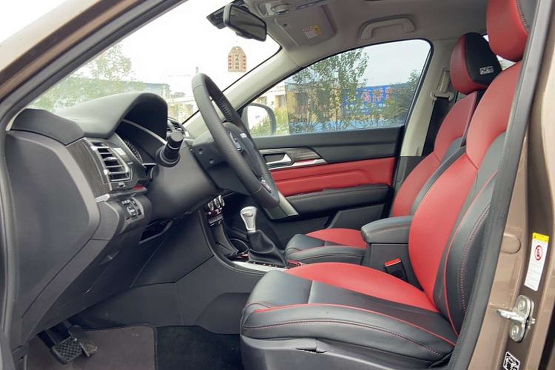 Used Haval H2 2017 Blue Label 1.5T Automatic Two-Wheel Drive Prestige Model Left Front Seat
