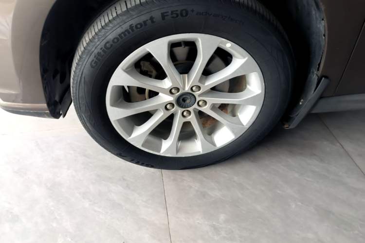 Used Haval H2 2017 Red-Label 1.5T Manual Two-Wheel Drive Comfort Model Left Front Wheel Hub