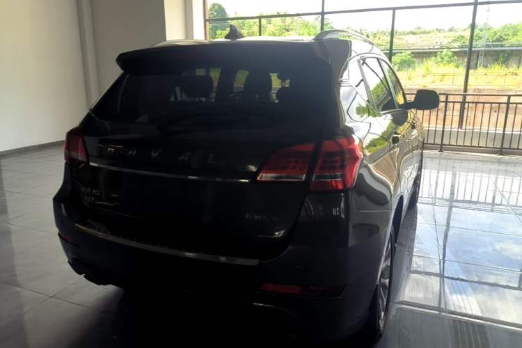 Used Haval H2 2017 Red-Label 1.5T Manual Two-Wheel Drive Comfort Model Rear Right 45 Deg