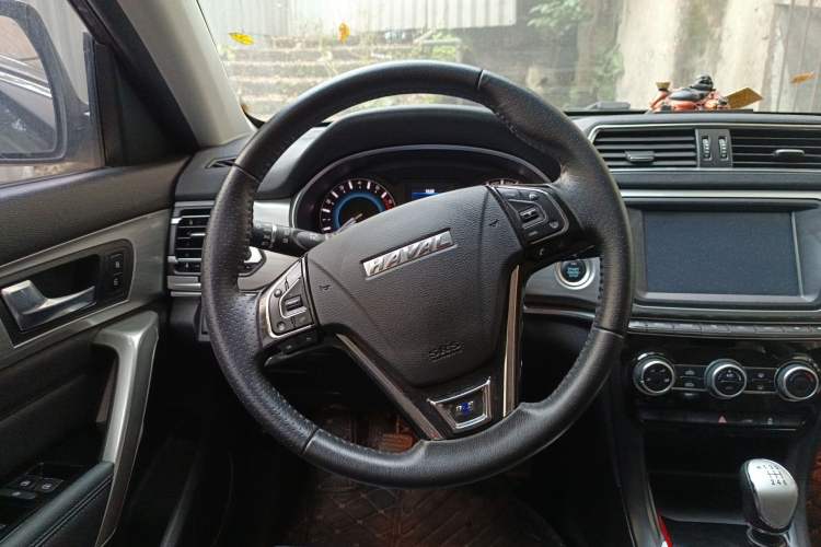 Used Haval H2 2017 Blue Label 1.5T Manual Two-Wheel Drive Luxury Model Steering Wheel