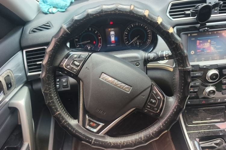 Used Haval H2 2017 Red-Label 1.5T Manual Two-Wheel Drive Luxury Model Steering Wheel