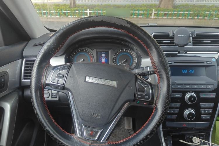 Used Haval H2 2017 Red-Label 1.5T Manual Two-Wheel Drive Comfort Model Steering Wheel