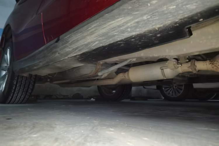 Used Haval H2 2017 Red-Label 1.5T Manual Two-Wheel Drive Luxury Model Chassis Front Right