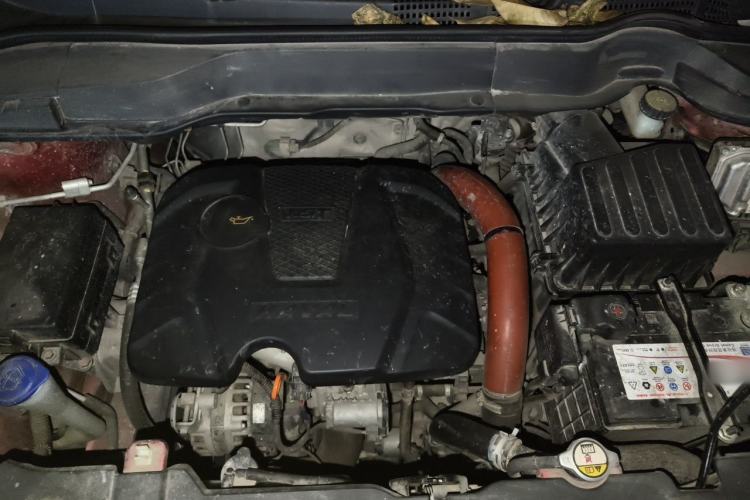 Used Haval H2 2017 Red-Label 1.5T Manual Two-Wheel-Drive Elite Model Engine Bay