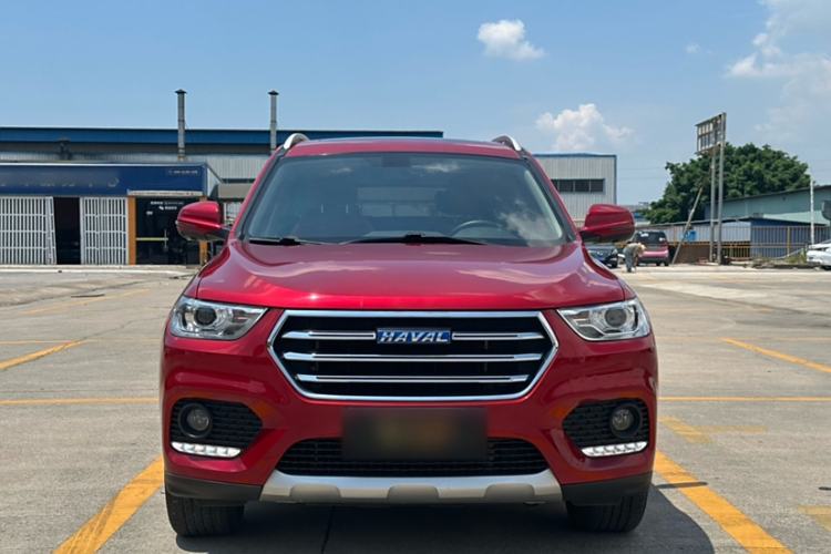 Used Haval H2 2017 Blue Label 1.5T Manual Two-Wheel-Drive Prestige Model Exterior 1