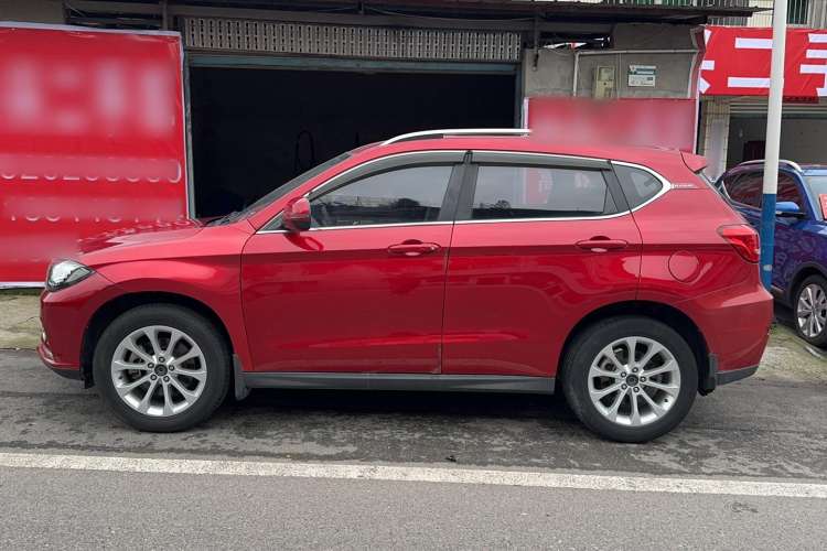 Used Haval H2 2017 Red-Label 1.5T Manual Two-Wheel Drive Comfort Model Exterior 5