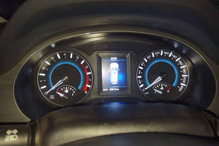 Used Haval H2 2017 Red-Label 1.5T Manual Two-Wheel Drive Luxury Model Instrument Cluster