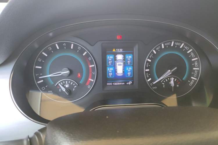 Used Haval H2 2017 Red-Label 1.5T Automatic Two-Wheel Drive Elite Model Instrument Cluster
