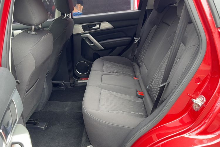 Used Haval H2 2017 Red-Label 1.5T Manual Two-Wheel Drive Comfort Model Interior 1