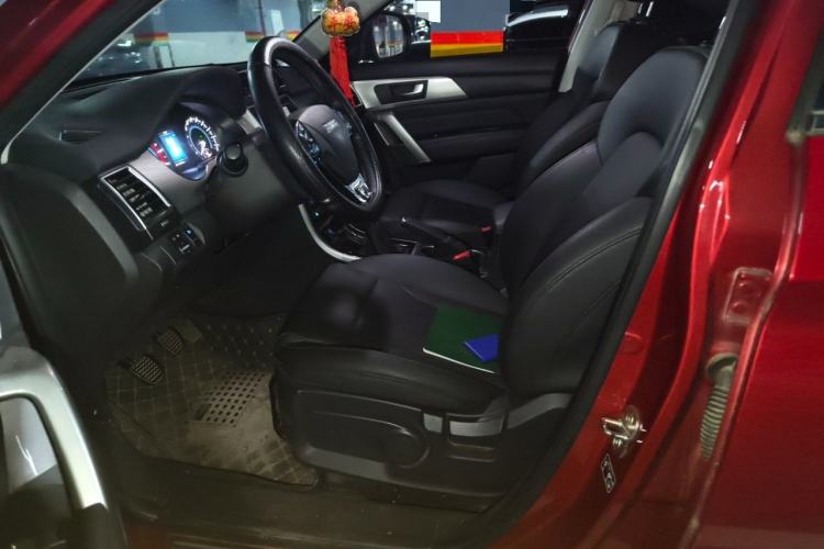Used Haval H2 2017 Red-Label 1.5T Manual Two-Wheel-Drive Elite Model Left Front Seat