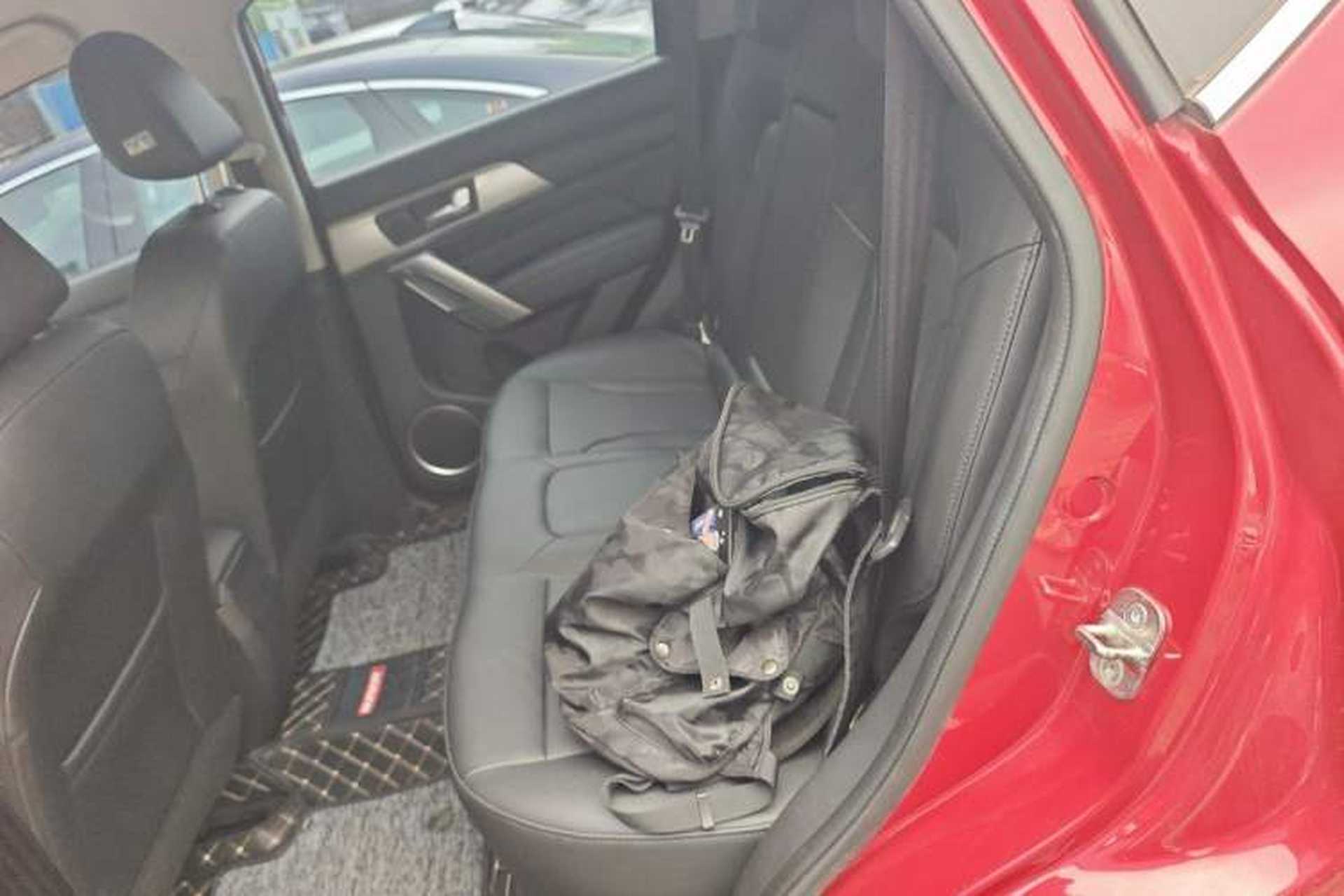 Used Haval H2 2017 Red-Label 1.5T Manual Two-Wheel-Drive Elite Model Left Rear Seat