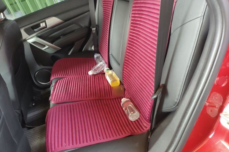 Used Haval H2 2017 Red-Label 1.5T Automatic Two-Wheel Drive Elite Model Left Rear Seat