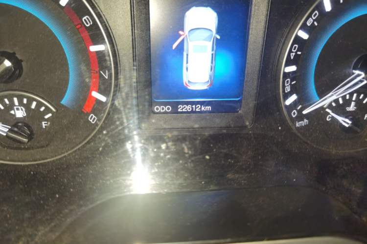 Used Haval H2 2017 Red-Label 1.5T Manual Two-Wheel Drive Luxury Model Odometer Close Up