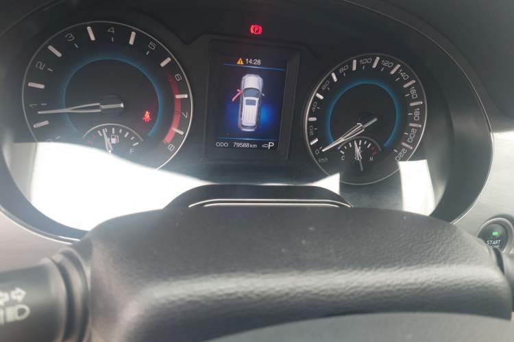 Used Haval H2 2017 Red-Label 1.5T Automatic Two-Wheel Drive Luxury Model Odometer Close Up