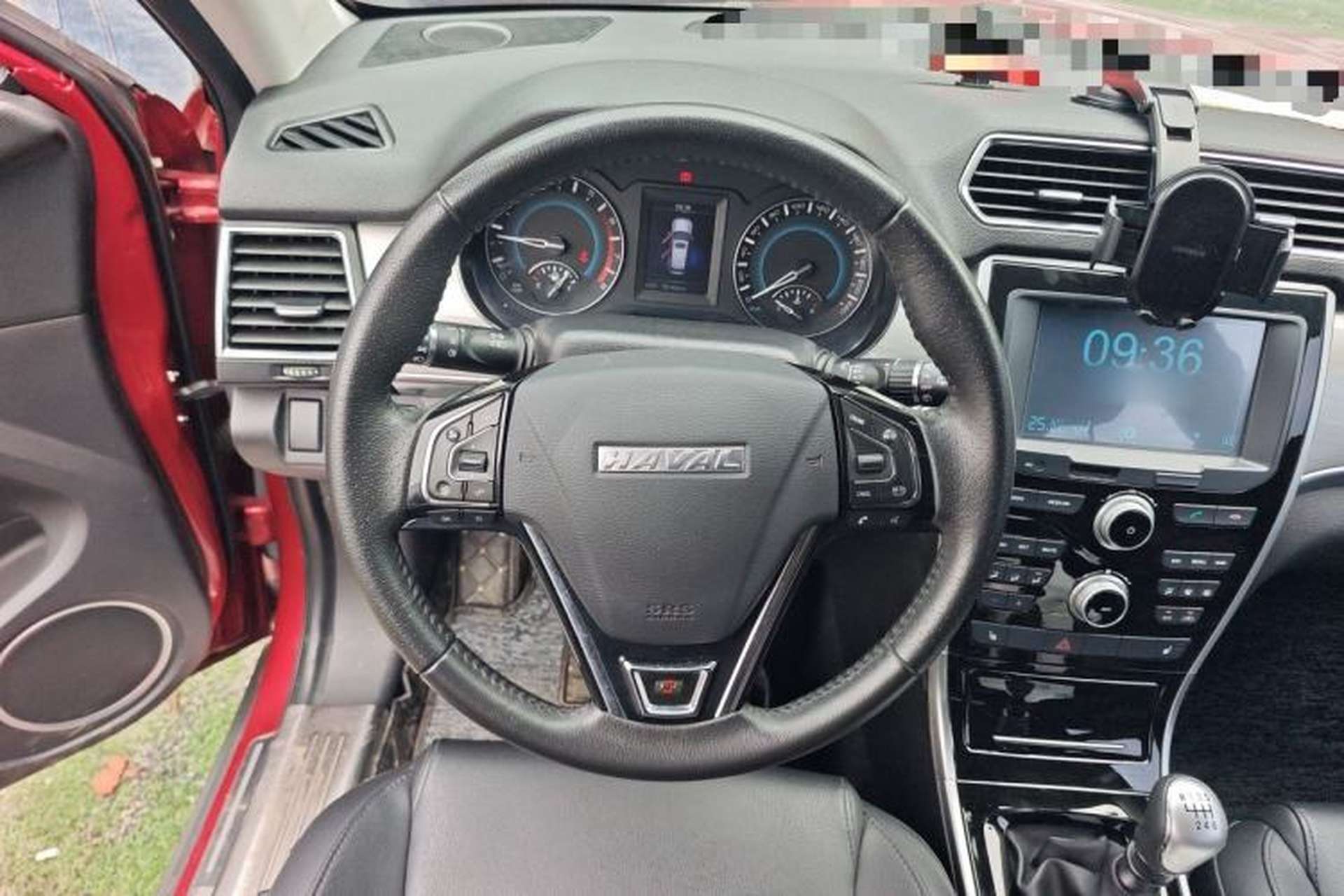 Used Haval H2 2017 Red-Label 1.5T Manual Two-Wheel-Drive Elite Model Steering Wheel