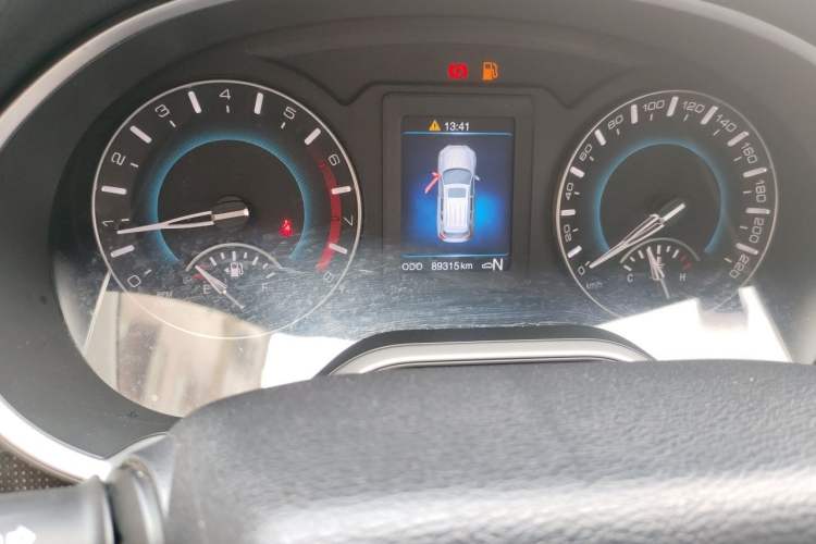 Used Haval H2 2017 Blue Label 1.5T Automatic Two-Wheel Drive Elite Model Instrument Cluster