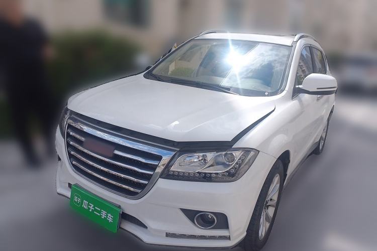 Haval H2 2017 Red-Label 1.5T Automatic Two-Wheel Drive Elite Model مستعملة Guazi used car, China used car export, Used car for sale, Used  cars, Cheapest cars for sale