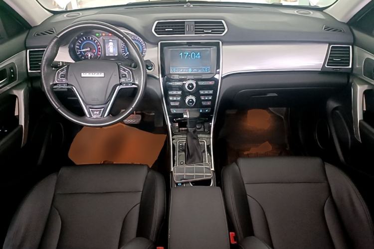 Used Haval H2 2017 Red-Label 1.5T Automatic Two-Wheel Drive Luxury Model Center Console