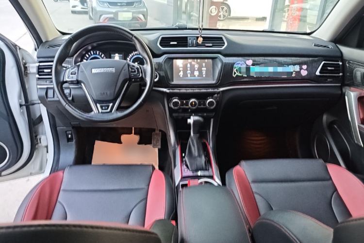 Used Haval H2 2017 Blue Label 1.5T Automatic Two-Wheel Drive Luxury Model Center Console