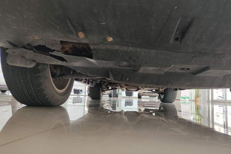 Used Haval H2 2017 Red-Label 1.5T Manual Two-Wheel Drive Comfort Model Chassis Front Right