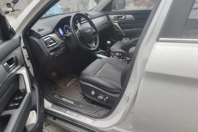 Used Haval H2 2017 Blue Label 1.5T Manual Two-Wheel Drive Luxury Model Driver Seat