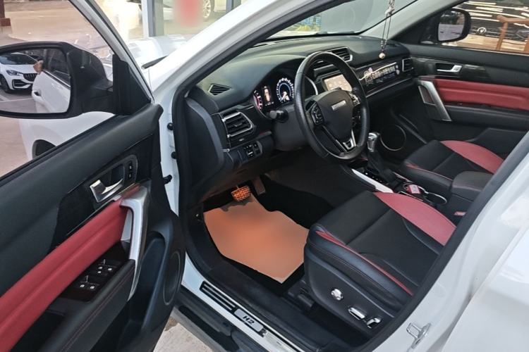 Used Haval H2 2017 Blue Label 1.5T Automatic Two-Wheel Drive Luxury Model Driver Seat