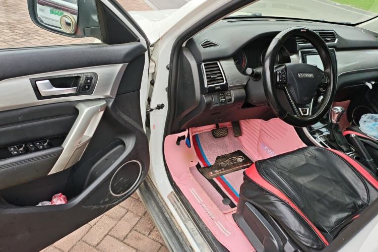 Used Haval H2 2017 Red-Label 1.5T Automatic Two-Wheel Drive Elite Model Driver Seat