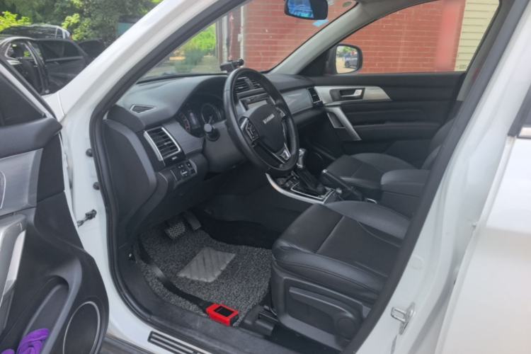 Used Haval H2 2017 Red-Label 1.5T Automatic Two-Wheel Drive Elite Model Driver Seat