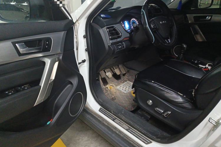 Used Haval H2 2017 Blue Label 1.5T Manual Two-Wheel Drive Luxury Model Driver Seat