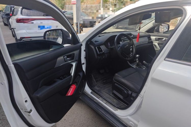 Used Haval H2 2017 Red-Label 1.5T Automatic Two-Wheel Drive Elite Model Driver Seat