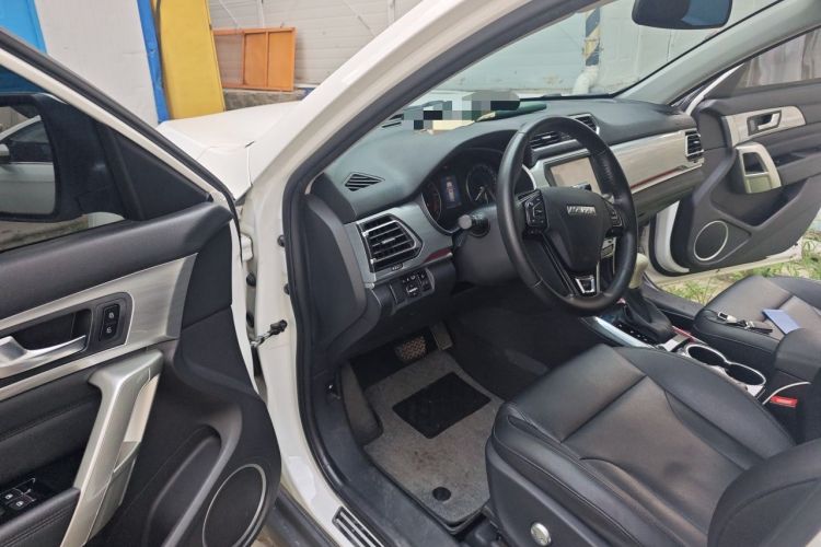 Used Haval H2 2017 Blue Label 1.5T Automatic Two-Wheel Drive Luxury Model Driver Seat