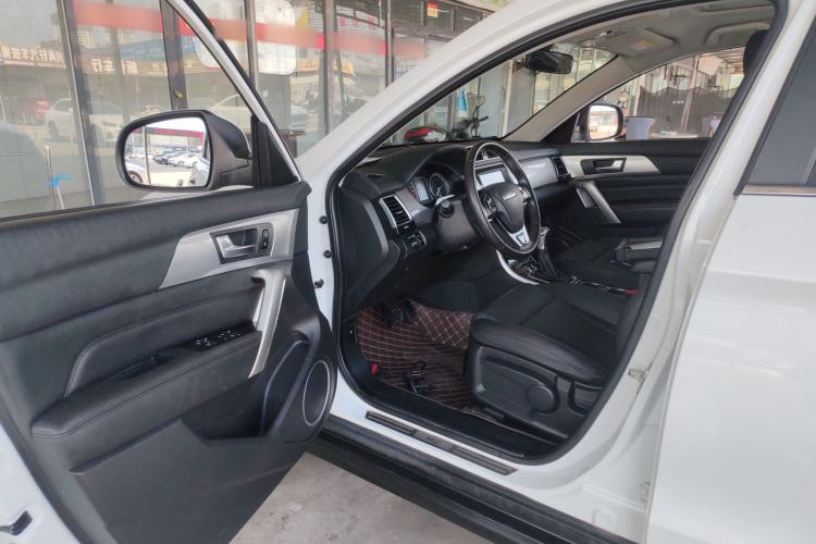 Used Haval H2 2017 Red-Label 1.5T Automatic Two-Wheel Drive Luxury Model Driver Seat