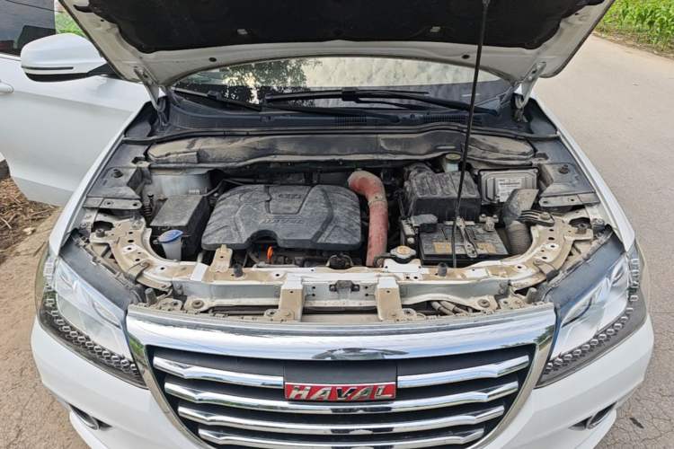 Used Haval H2 2017 Red-Label 1.5T Automatic Two-Wheel Drive Elite Model Engine Bay